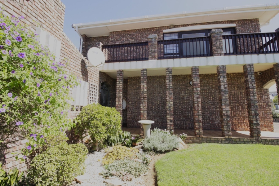 3 Bedroom Property for Sale in Noorsekloof Eastern Cape